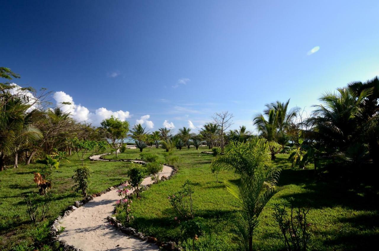 The Zanzibari Hotel Nungwi Exterior photo